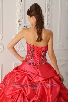 Red Quinceanera Dress Strapless Appliques Beading Embroidery