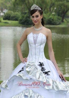 White Appliques Quinceanera Dress for Cheap