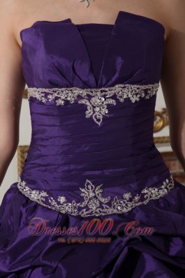 Puffy Dark Purple Quinceanera Dress Taffeta Appliques