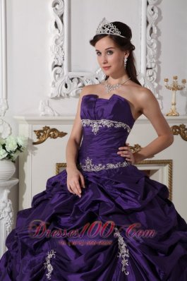 Puffy Dark Purple Quinceanera Dress Taffeta Appliques