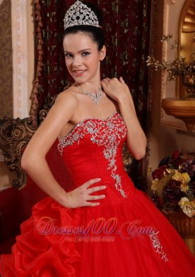 Red Quinceanera Dress Appliques Beading Pick-ups