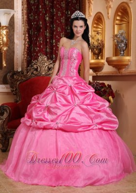 Rose Pink Quinceanera Dress Appliques Beading Floor-length