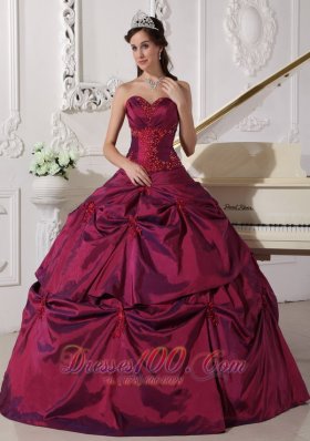 Burgundy Quinceanera Dress Appilques Sweetheart