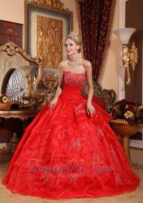 Pretty Red Quinceanera Dress Appliques Organza