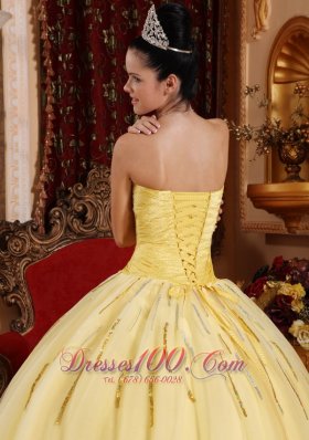 2013 Light Yellow Sweetheart Beading Quinceanera Dress