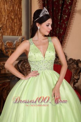 2013 Spring Yellow Green V-neck Beading Quinceanera Dress