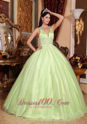 2013 Spring Yellow Green V-neck Beading Quinceanera Dress