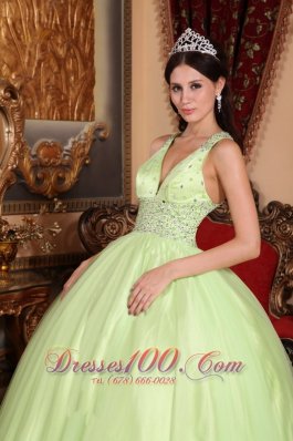 2013 Spring Yellow Green V-neck Beading Quinceanera Dress