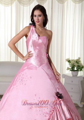 2013 Baby Pink Beading Embroidery One Shoulder Quinceanera Dress