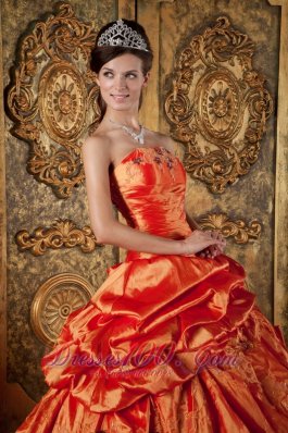 2011 Orange Pick-ups Strapless Ball Gown Quince Dress