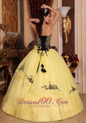 Beautiful Black and Yellow Sweet 15 Dress