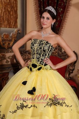 Beautiful Black and Yellow Sweet 15 Dress