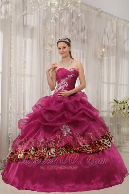 Sweet Sixteen Quinceanera Dresses Burgundy Zebra Decorate