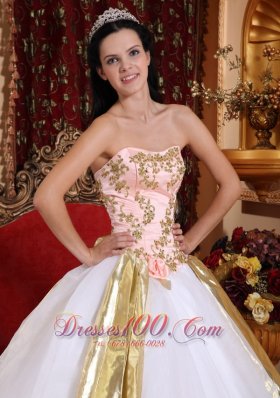 White Quinceanera Dress Strapless Organza Beading Appliques