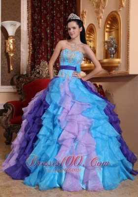 Sweetheart Organza Beading Appliques Quinceanera Dress