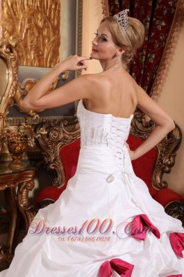 Modest White Quinceanera Dress Sweetheart Taffeta Beading