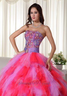 Ball Gown Strapless Trendy Tulle Appliques Quinceanera Dress