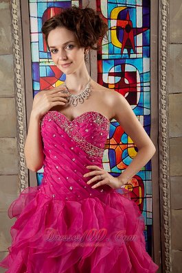 Pink A-line Sweetheart Organza Beading Quinceanea Dress