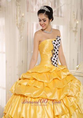 Popular Nifty Multi-color Pick-ups Strapless Quinceanera Dress