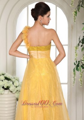 Light Yellow One Shoulder Seventeen Prom Dress