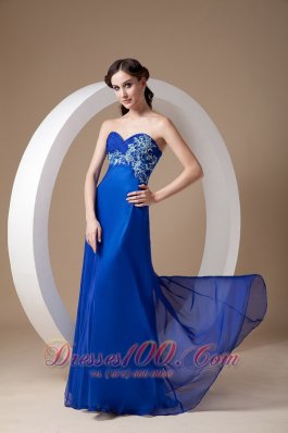 Brush Train Royal Appliques Seventeen Prom Dress