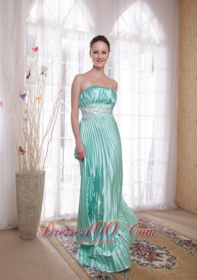 2013 Pleat Apple Green Beading Prom Dress