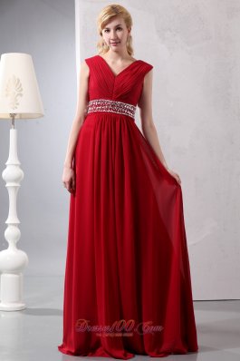 Modest Wine Red V-neck Plus Size Prom Dress Beading