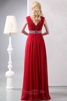 Modest Wine Red V-neck Plus Size Prom Dress Beading