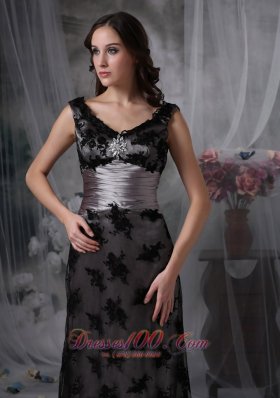 Lace Overlay V-neck Black Evening Dress Beaded