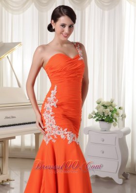 Brush Train Orange Red One Shoulder Evening Dress