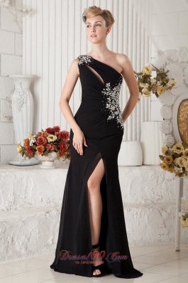 Black One Shoulder Beading Slit Prom Dress