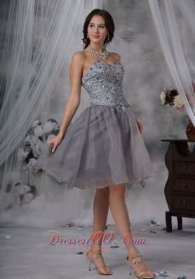 Prom / Homecoming Dress Beaded Decorate Up Bodice