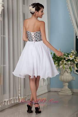 Beaded Bust Prom / Homecoming Dress Knee-length