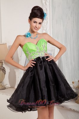 Applique Black and Spring Green Prom Homecoming Dress