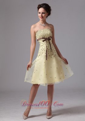 Sash Knee-length Beaded Prom Dress For Prom Party