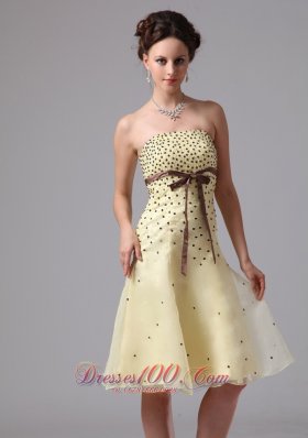 Sash Knee-length Beaded Prom Dress For Prom Party