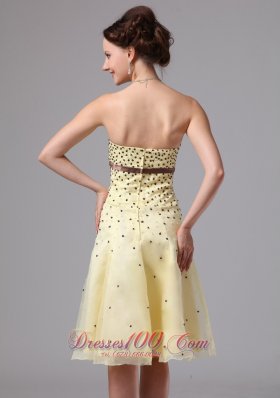 Sash Knee-length Beaded Prom Dress For Prom Party