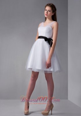 White V-neck Mini Tulle and Taffeta Bow Prom Dress