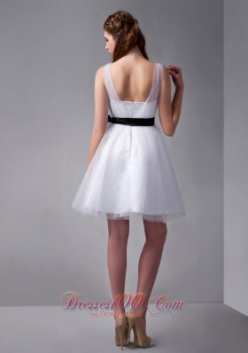 White V-neck Mini Tulle and Taffeta Bow Prom Dress