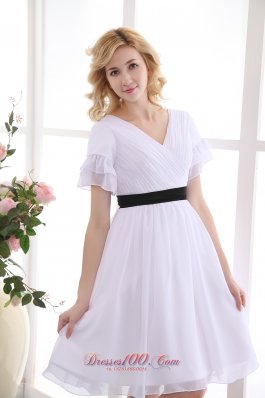 Mini-length White Chiffon Prom Dress with Sleeves