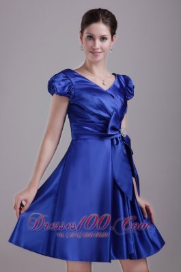 Cap Sleeves Blue Mini Bridesmaid Dress V-neck Beaded