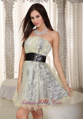 Knee-length Zebra Appliques Prom Dress with Belt