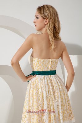 Yellow Mini-length Homecoming Dress Lace Sashed