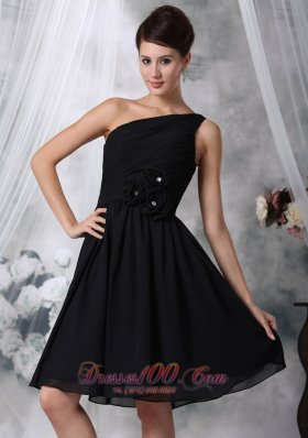 Black Princess One Shoulder Knee-length Prom Dress