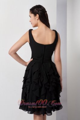 V-neck Knee-length Bridesmaid Dress Black with Ruffles