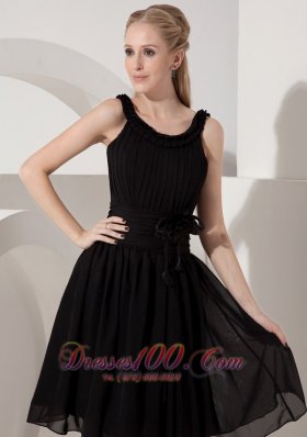 Knee-length Little Black Dress Scoop Chiffon Sash