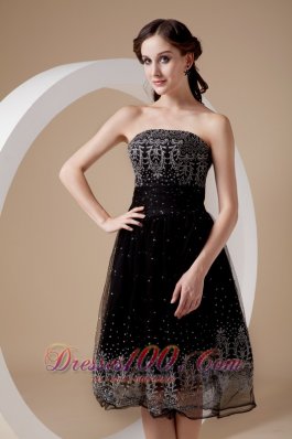 Organza A-line Embroidery Tea-length Black Prom Dress