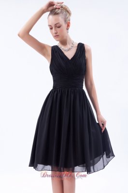 Soft Chiffon Bridesmaid Dress V-neck Knee-length