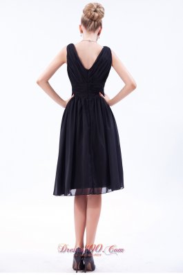 Soft Chiffon Bridesmaid Dress V-neck Knee-length