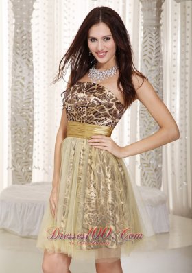 Champagne Leopard Strapless Knee-length Tulle Cocktail Dress